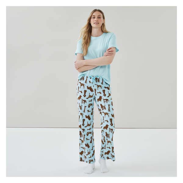 Women's Sleepwear: Tees, Pant, Sets, Chemises, Tanks, Shorts